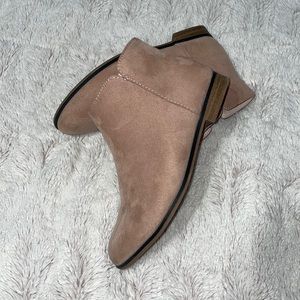 Blush Pink Cat and Jack Boots